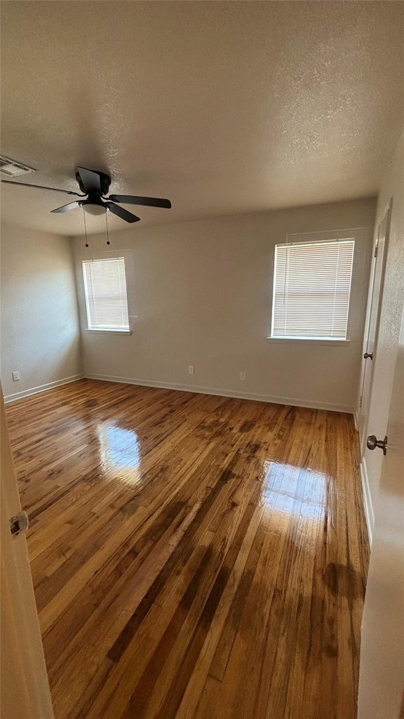 504 N Frederick Street - Photo 8