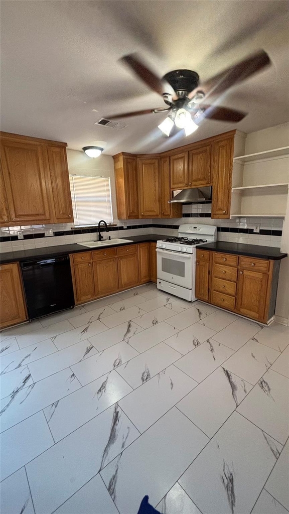 504 N Frederick Street - Photo 5