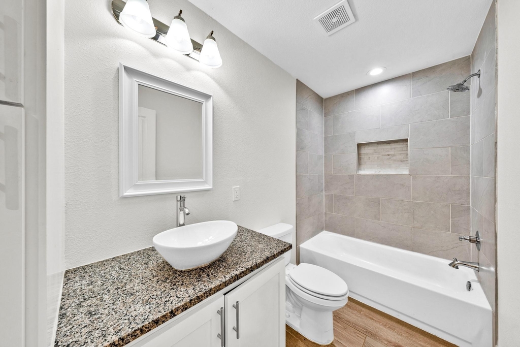 605 Martin Luther King Street - Photo 19
