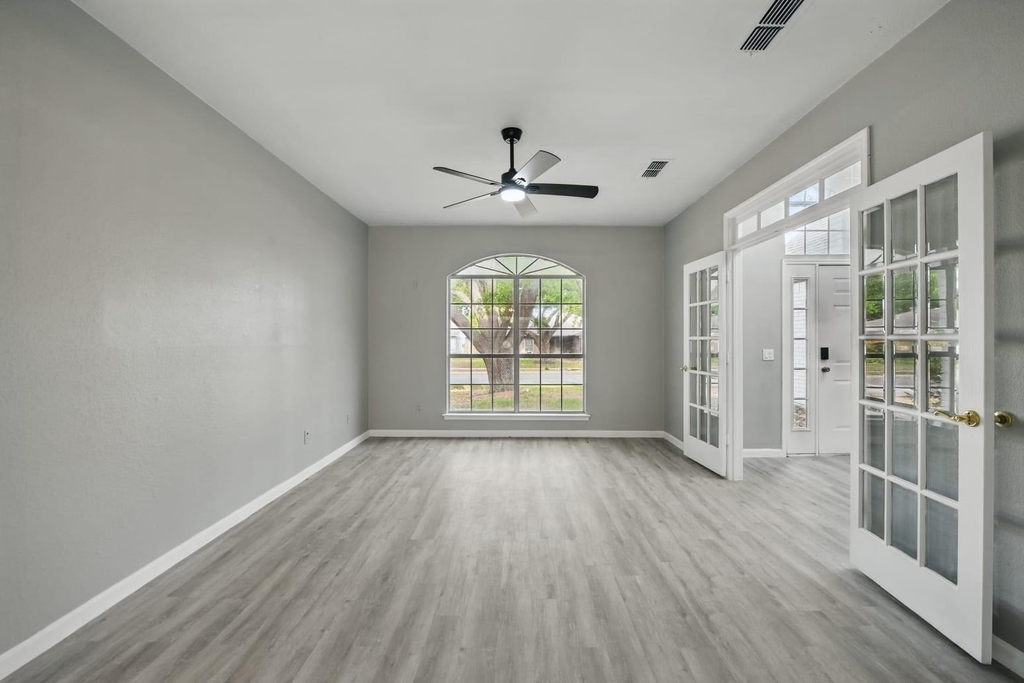 6833 Lyndale Drive - Photo 6