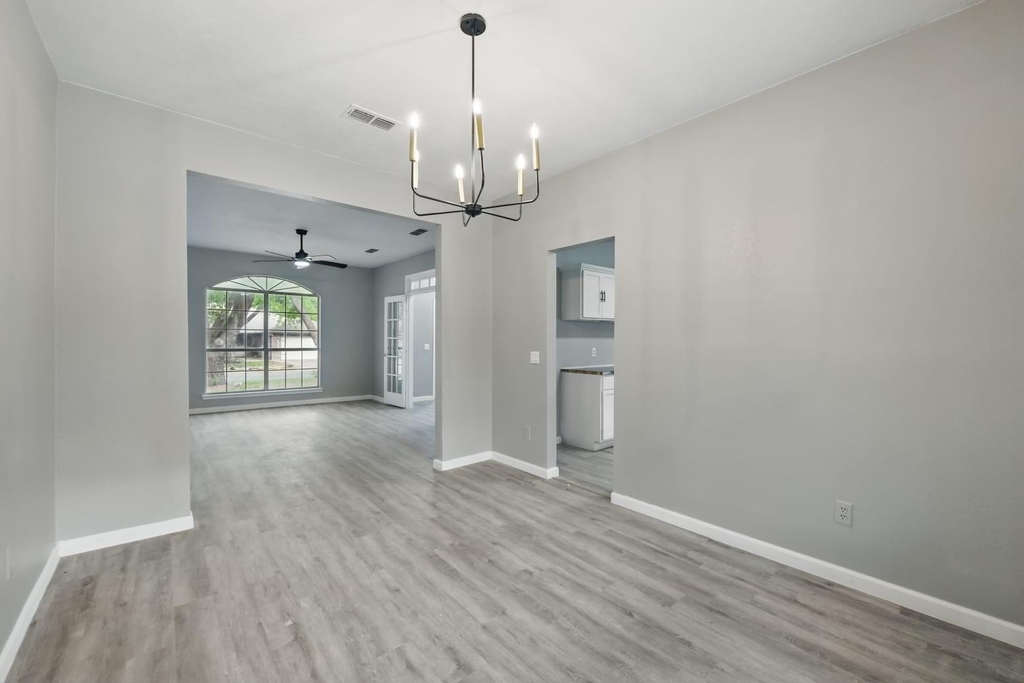 6833 Lyndale Drive - Photo 9