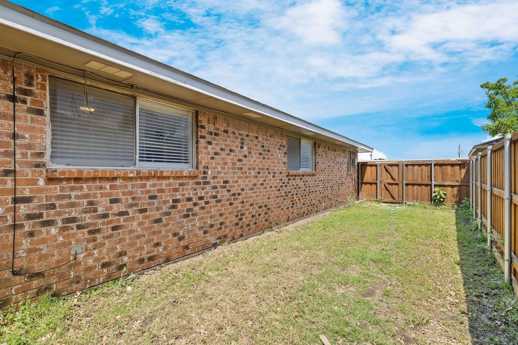3352 Lanarc Drive - Photo 30