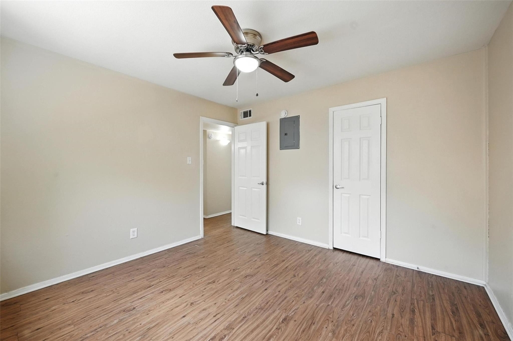 103 W Brown Street - Photo 14