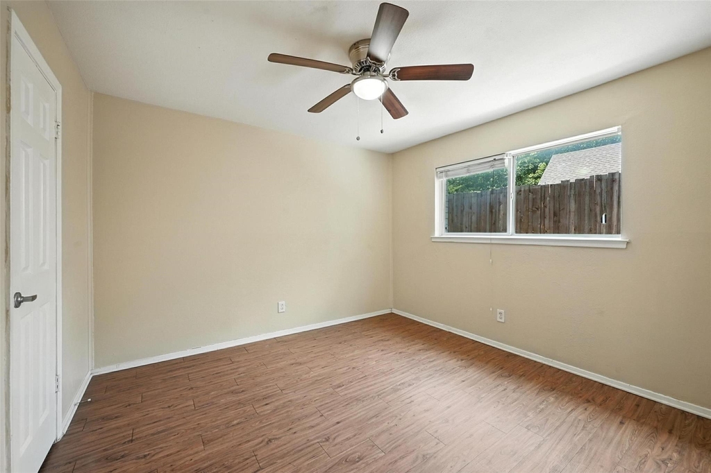 103 W Brown Street - Photo 13