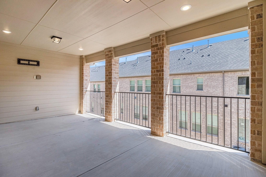 315 Ferndale Street - Photo 24
