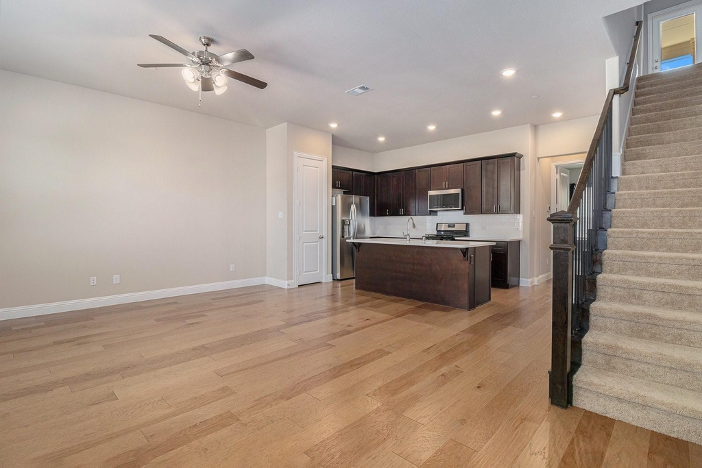 315 Ferndale Street - Photo 8