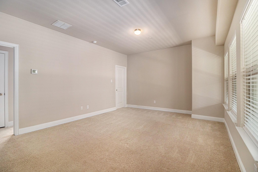 315 Ferndale Street - Photo 22