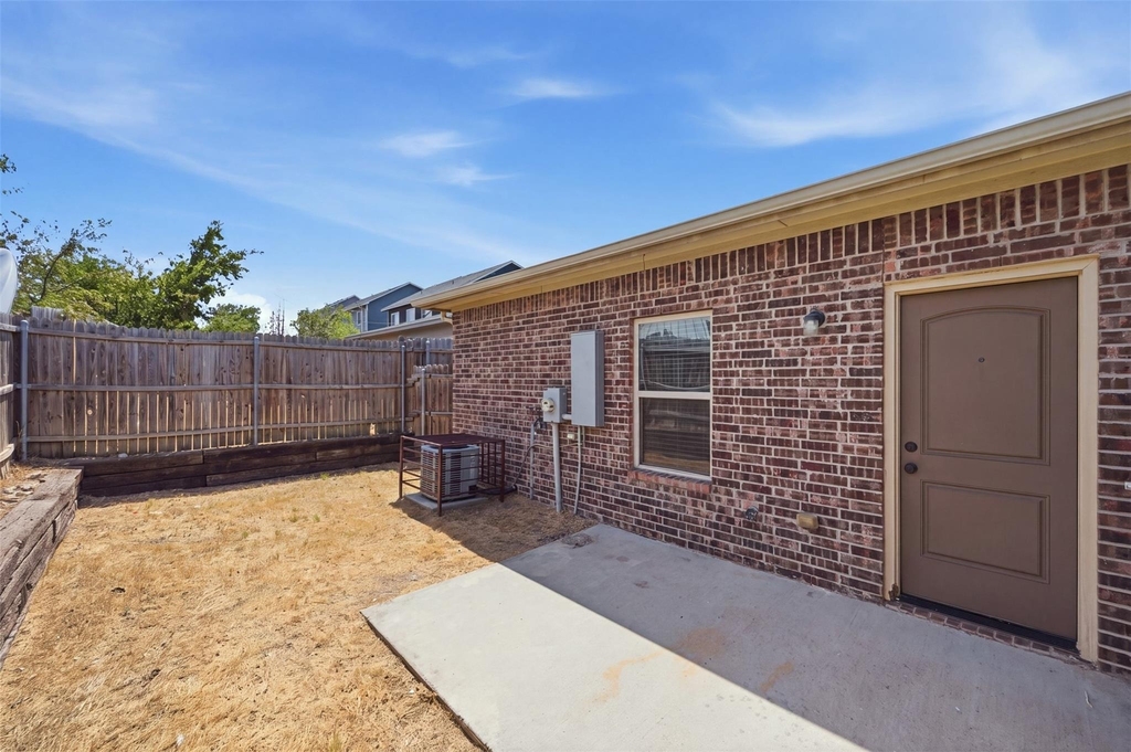 3217 Karen Street - Photo 20