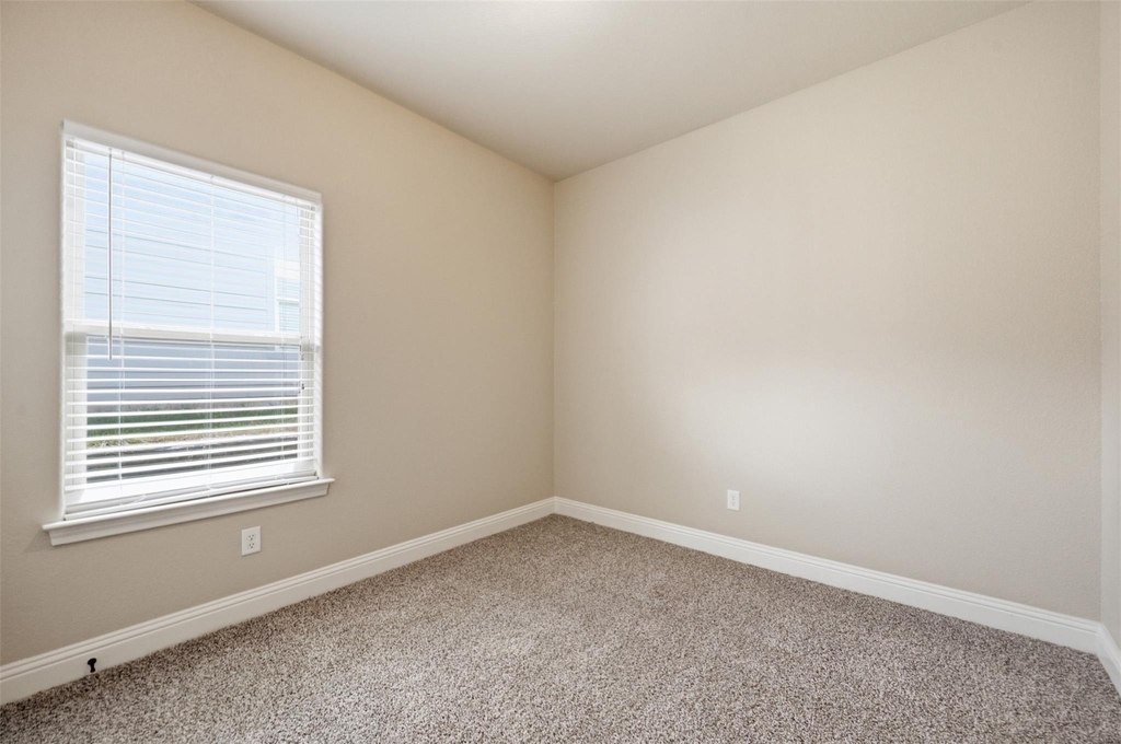 3217 Karen Street - Photo 11