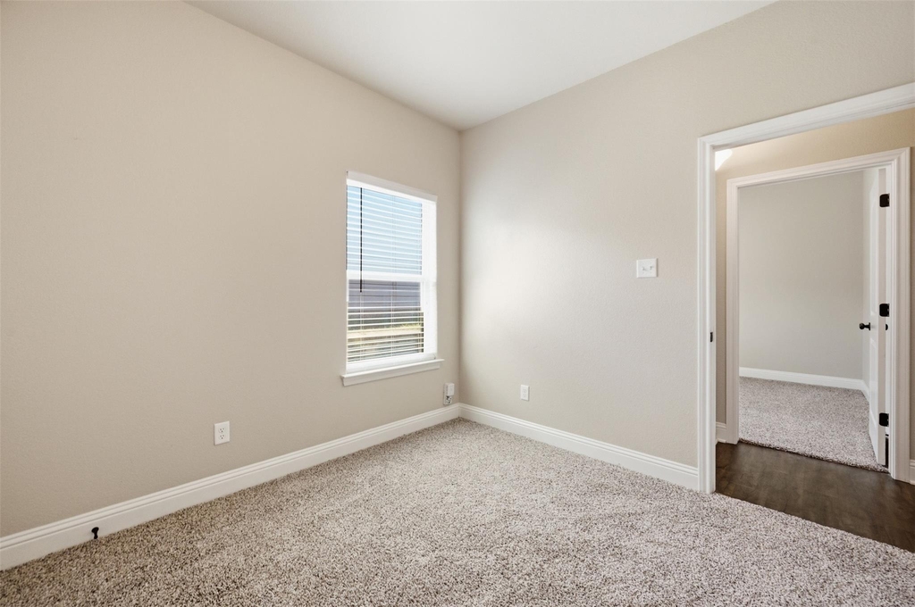 3217 Karen Street - Photo 14