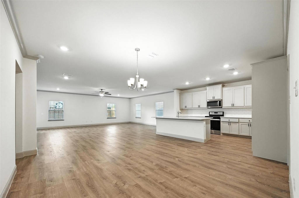 235 Community Drive - Photo 4