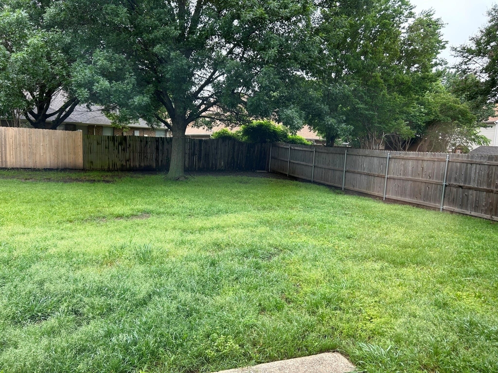 1225 Eaton Lane - Photo 22