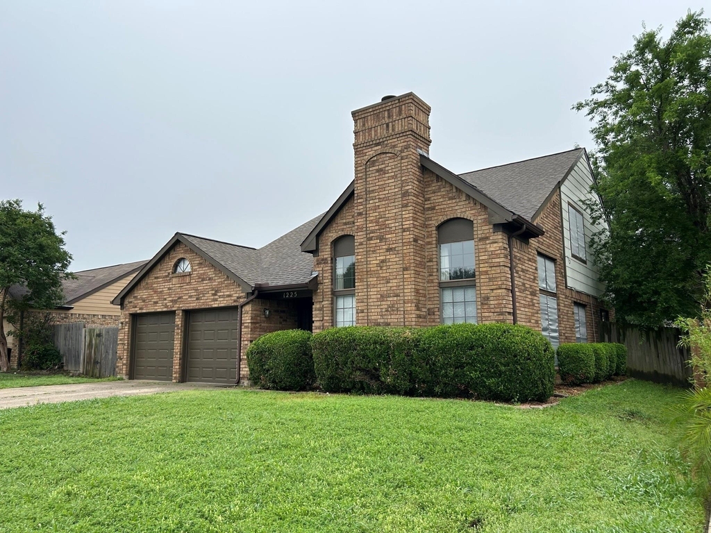 1225 Eaton Lane - Photo 1