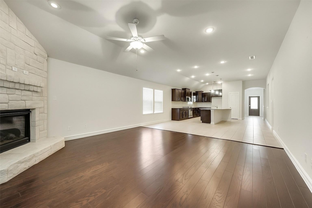 601 Elm Creek Drive - Photo 10