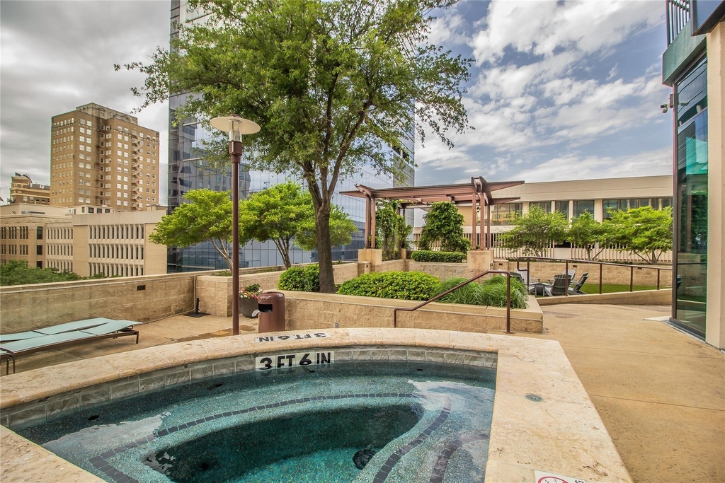 500 Throckmorton Street - Photo 32