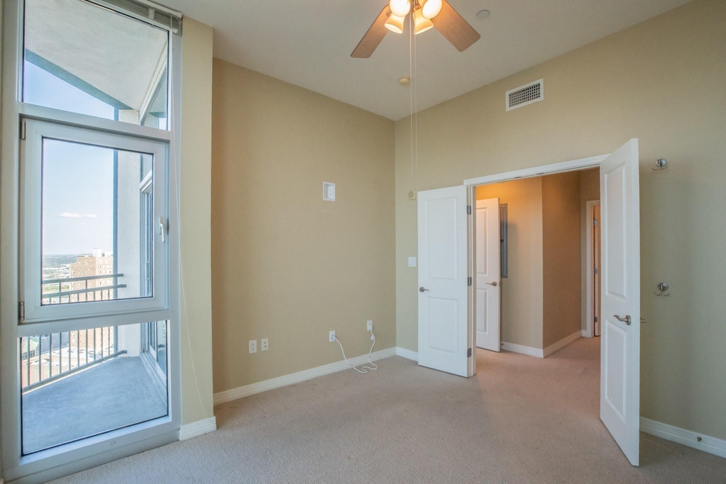 500 Throckmorton Street - Photo 18