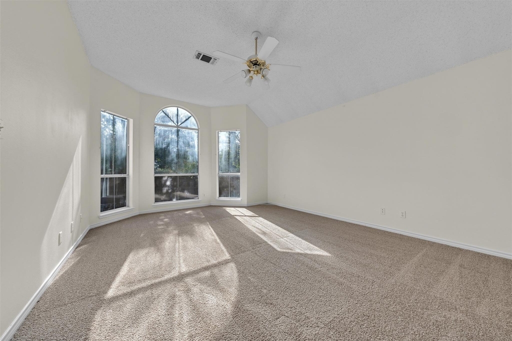 2202 Richmond Circle - Photo 25