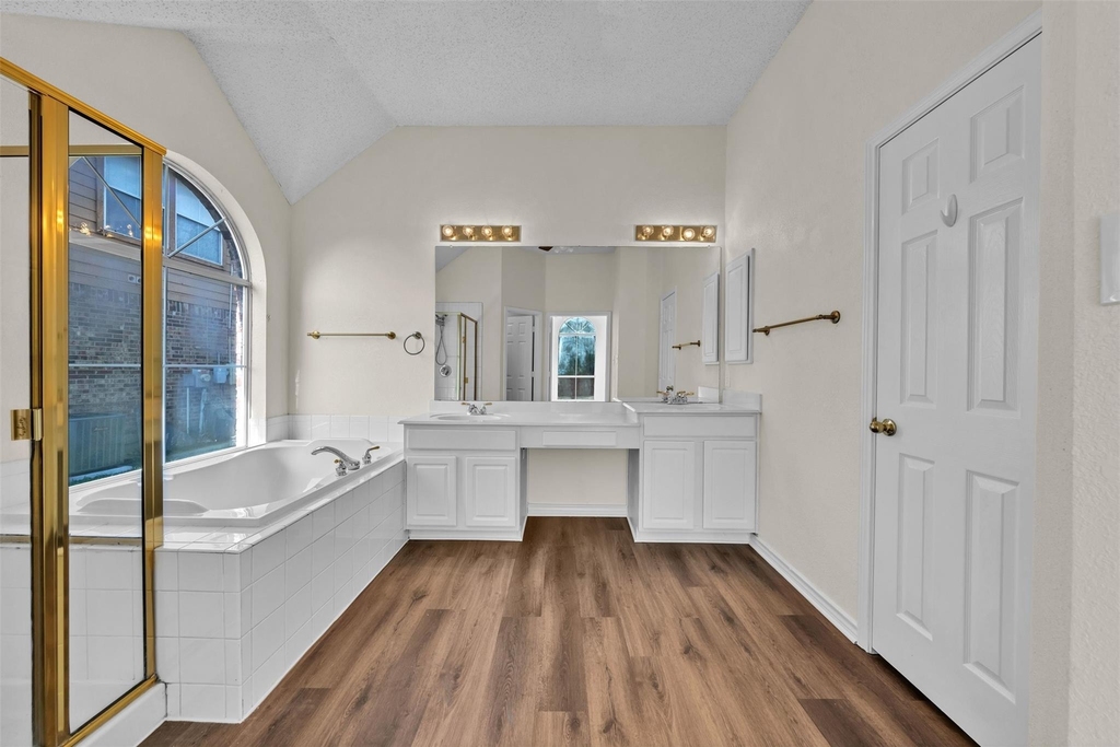 2202 Richmond Circle - Photo 29