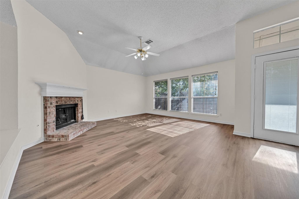 2202 Richmond Circle - Photo 23