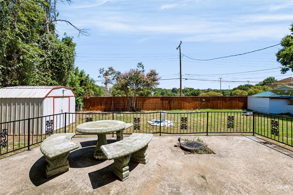 732 Hurstview Drive - Photo 26