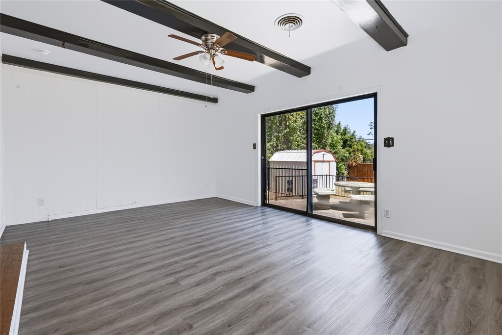 732 Hurstview Drive - Photo 16