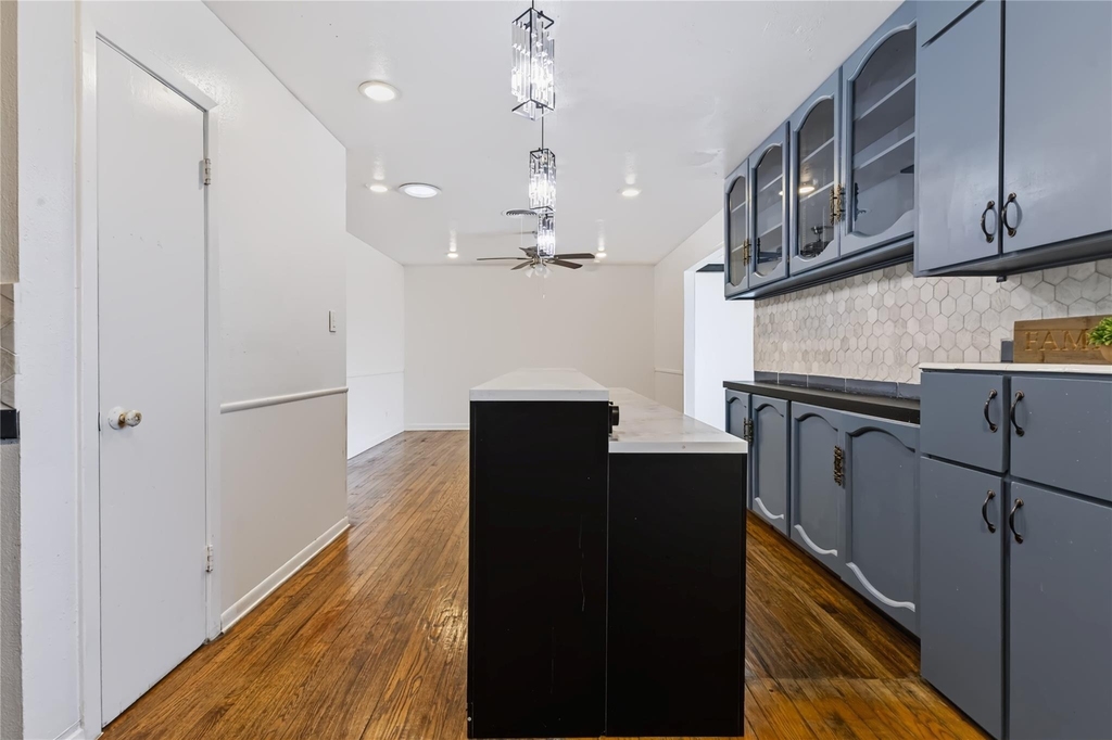 732 Hurstview Drive - Photo 9