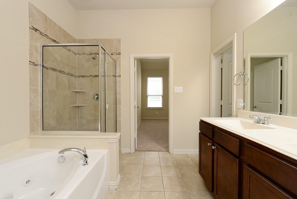 3300 Glen Crest Lane - Photo 10