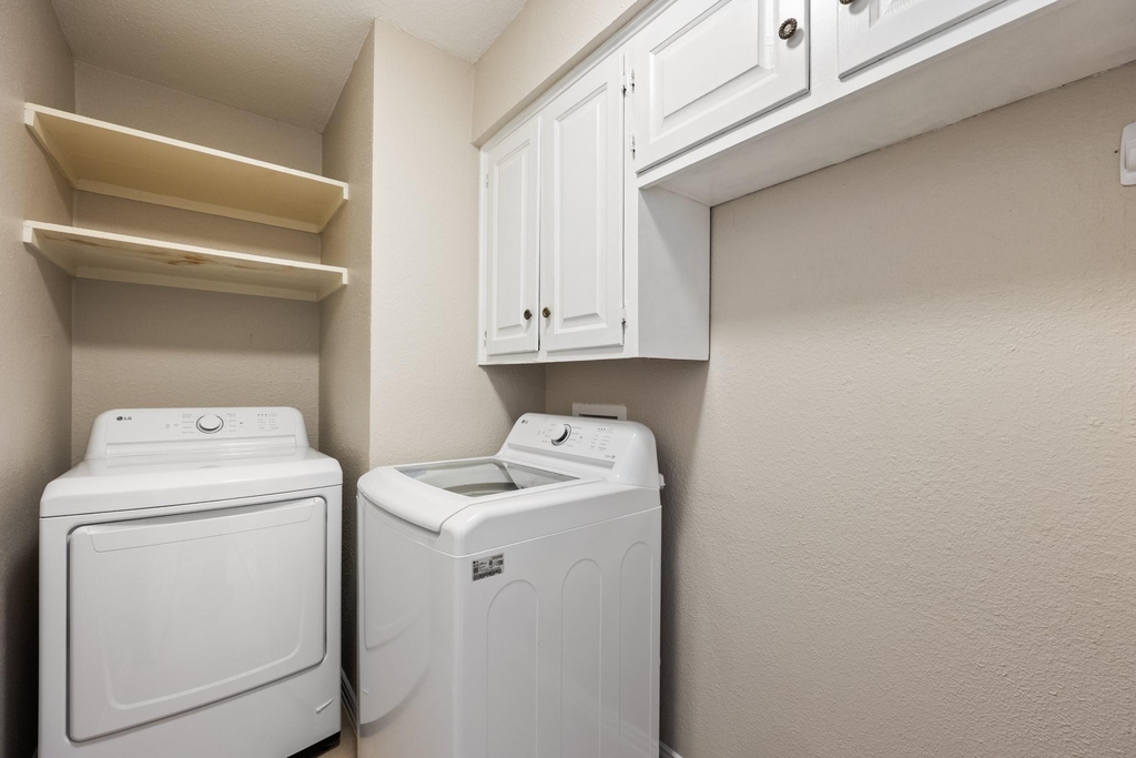3326 Augusta Boulevard - Photo 30