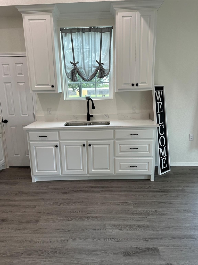 301 Ward Street - Photo 6