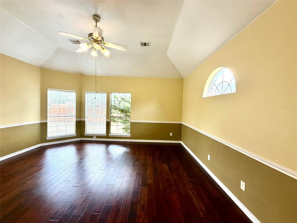 5808 Colby Drive - Photo 14