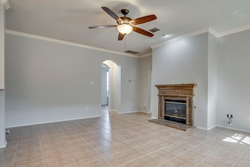 3816 Johnson Drive - Photo 7