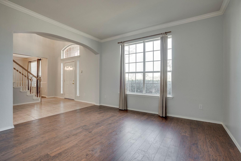 3816 Johnson Drive - Photo 4