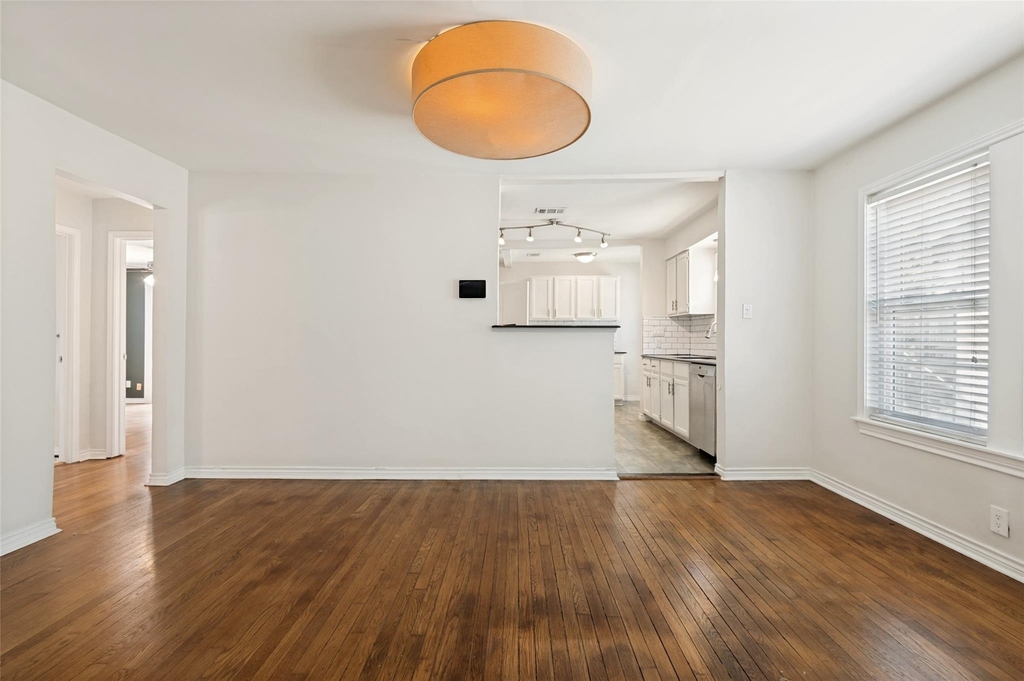 219 S Briscoe Boulevard - Photo 17