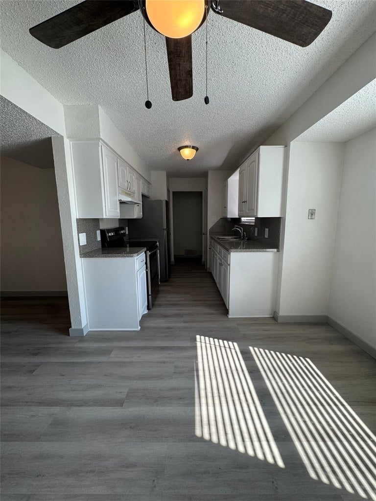 4900 French Wood Drive - Photo 4
