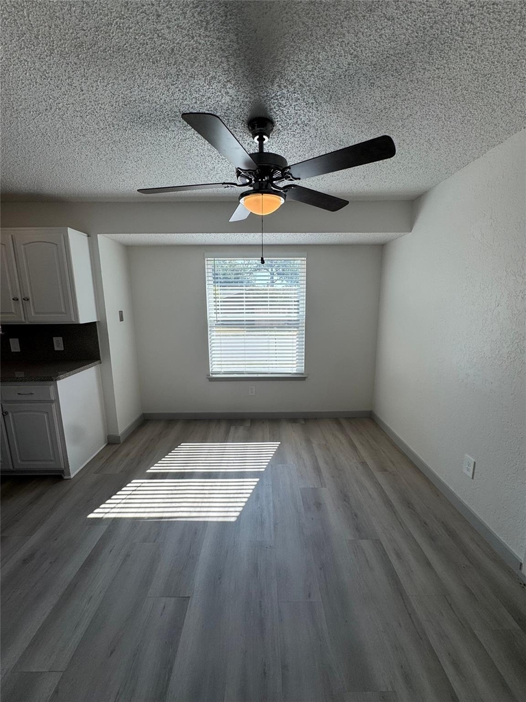 4900 French Wood Drive - Photo 3