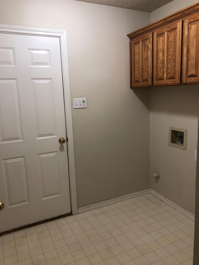 2118 Stoneridge Drive - Photo 13