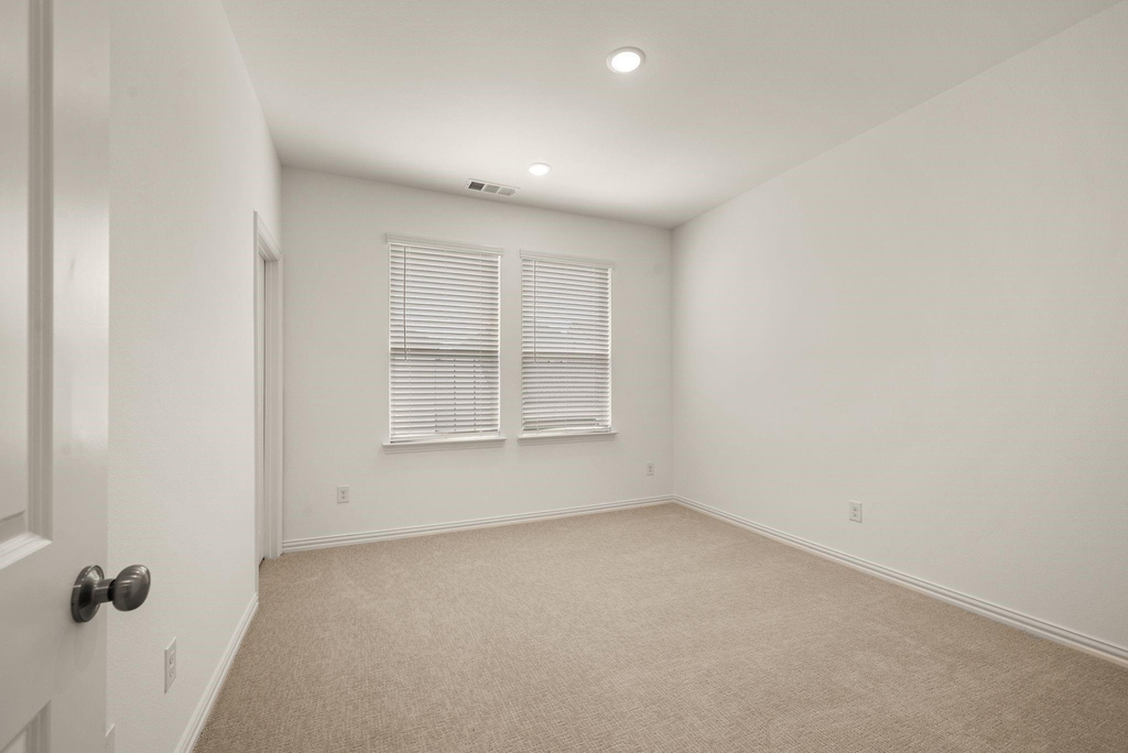 8936 Magnet Drive - Photo 31