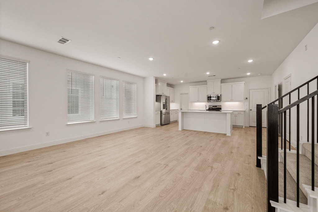 8936 Magnet Drive - Photo 9