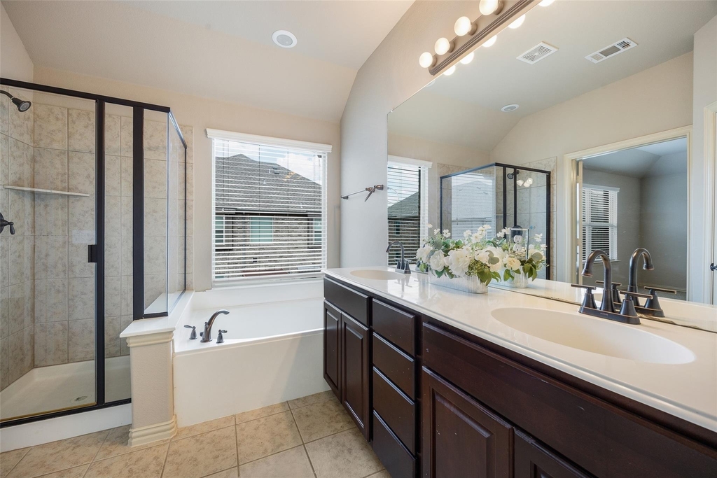 878 Caballero Drive - Photo 11