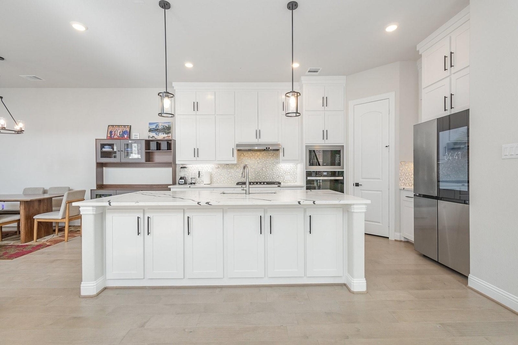 4954 Daybreak Drive - Photo 7