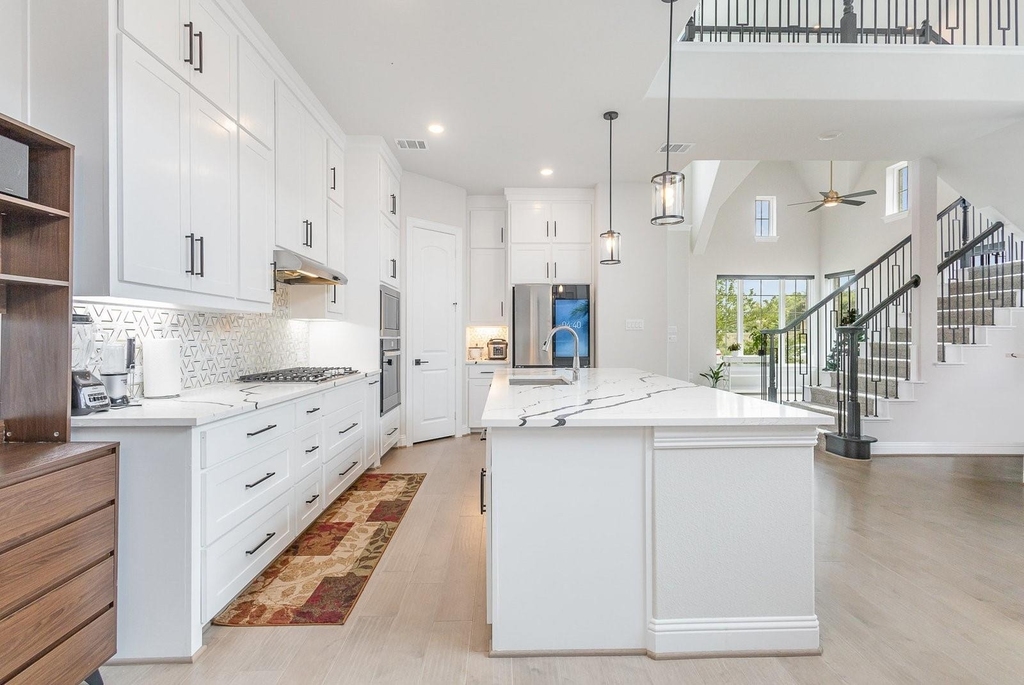 4954 Daybreak Drive - Photo 9