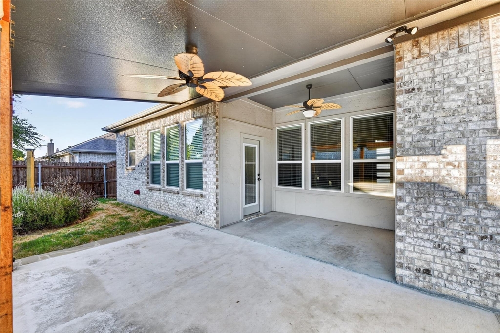 412 Brinkley Drive - Photo 22