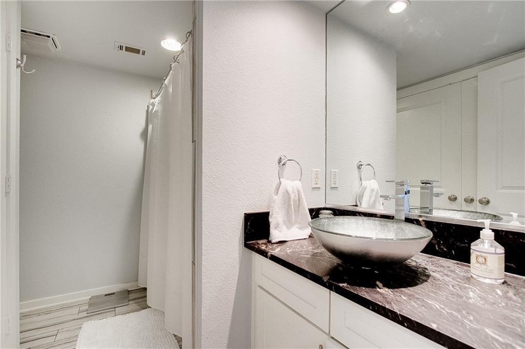 5111 Manett Street - Photo 3