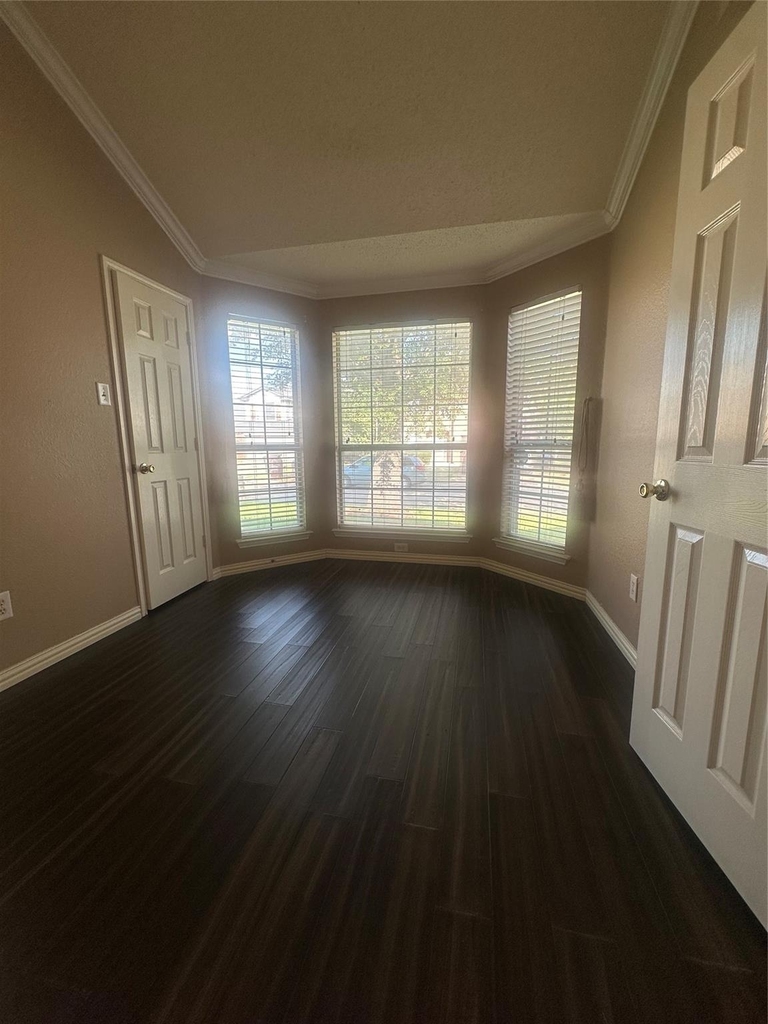 6705 Cambrian Way - Photo 11