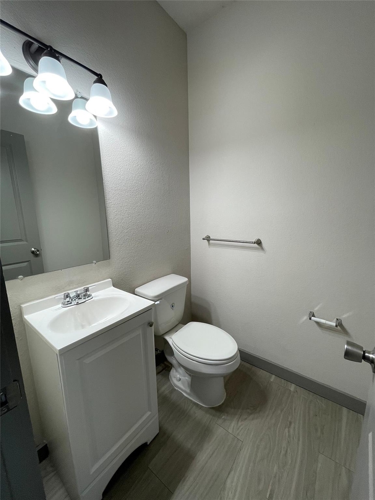 10604 Tube Drive - Photo 4