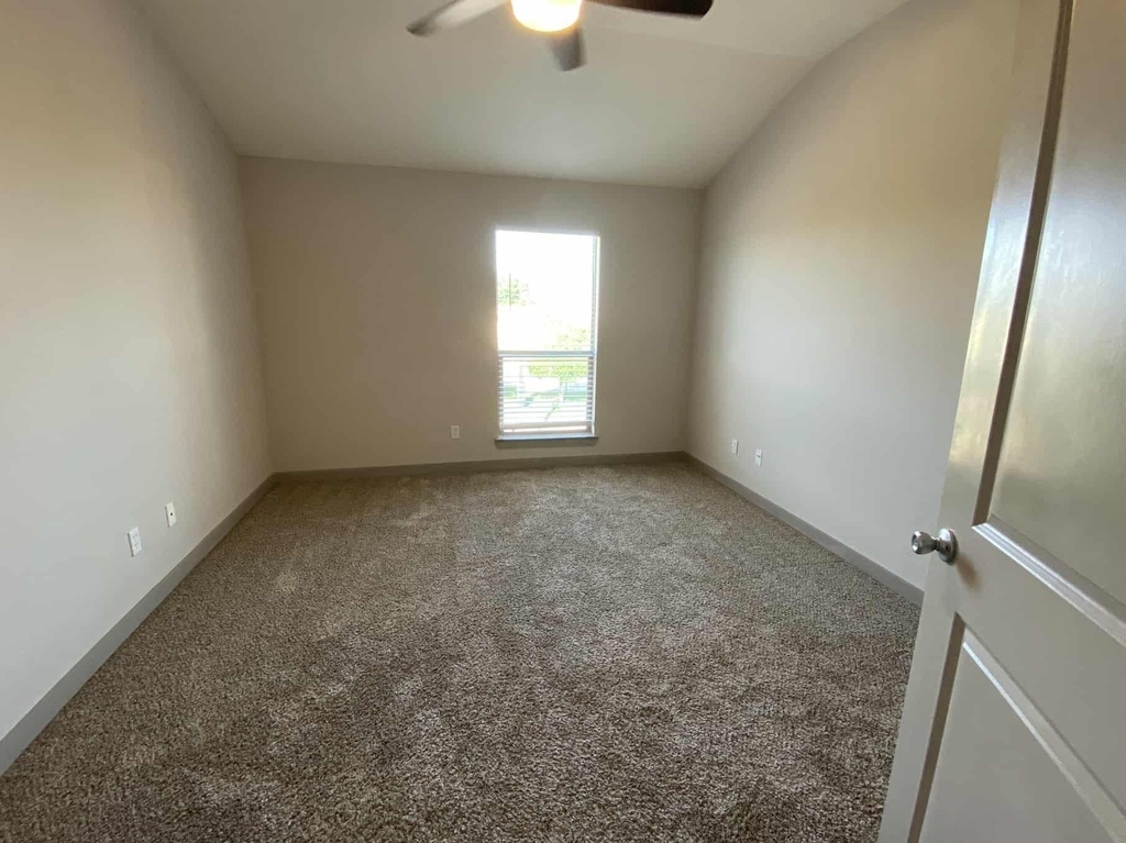 3601 Valley Vista Drive - Photo 9