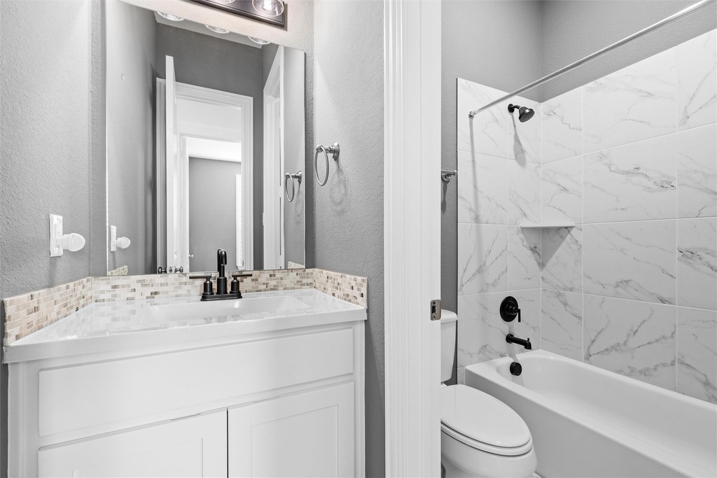 14220 Greenside Drive - Photo 9