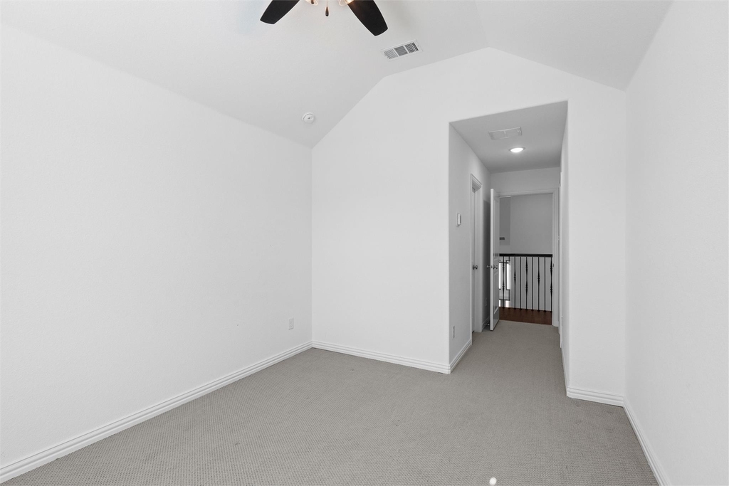 14220 Greenside Drive - Photo 28