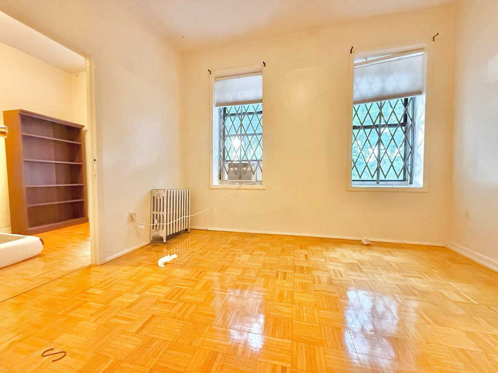 322 Rodney Street - Photo 1