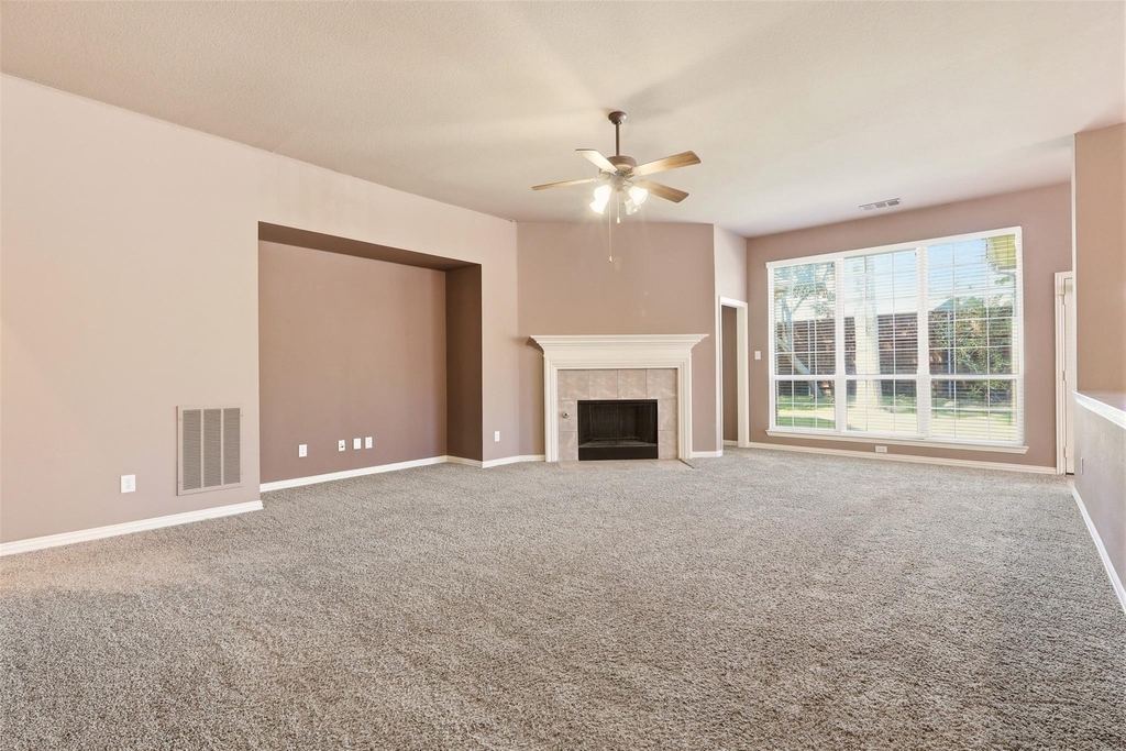 2633 Deer Hollow Drive - Photo 9
